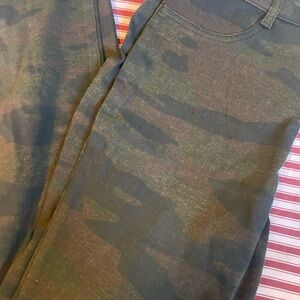 Time and Tru Camo Patterned Pants